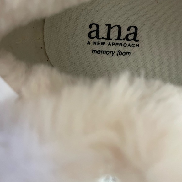 Ana Wedge Booties - Picture 7 of 7